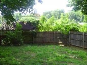 4th image of 7334 Forest Ave