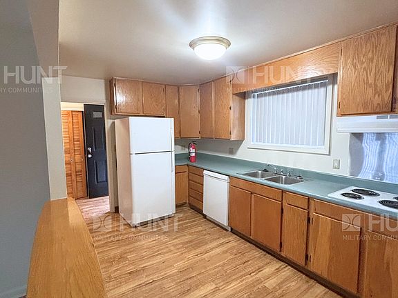 4th image of 94 Aster St