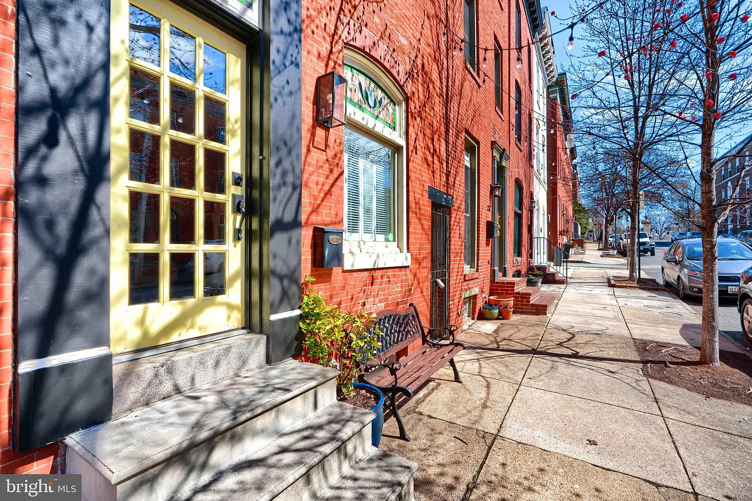 2214 E Lombard St photo 1