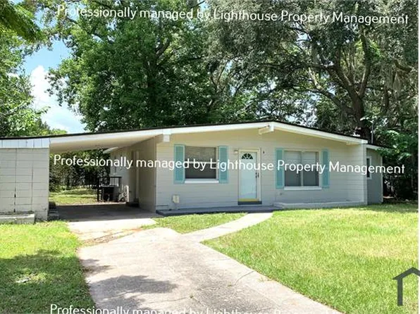 9036 Castle Blvd, Jacksonville, FL 32208