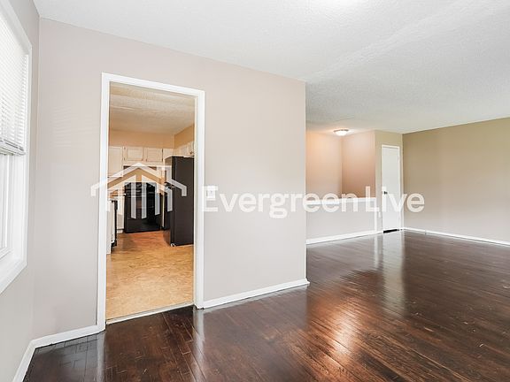 4th image of 1307 Huntly Dr