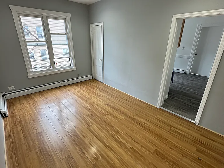 8 Garfield St #3 — Photo 6