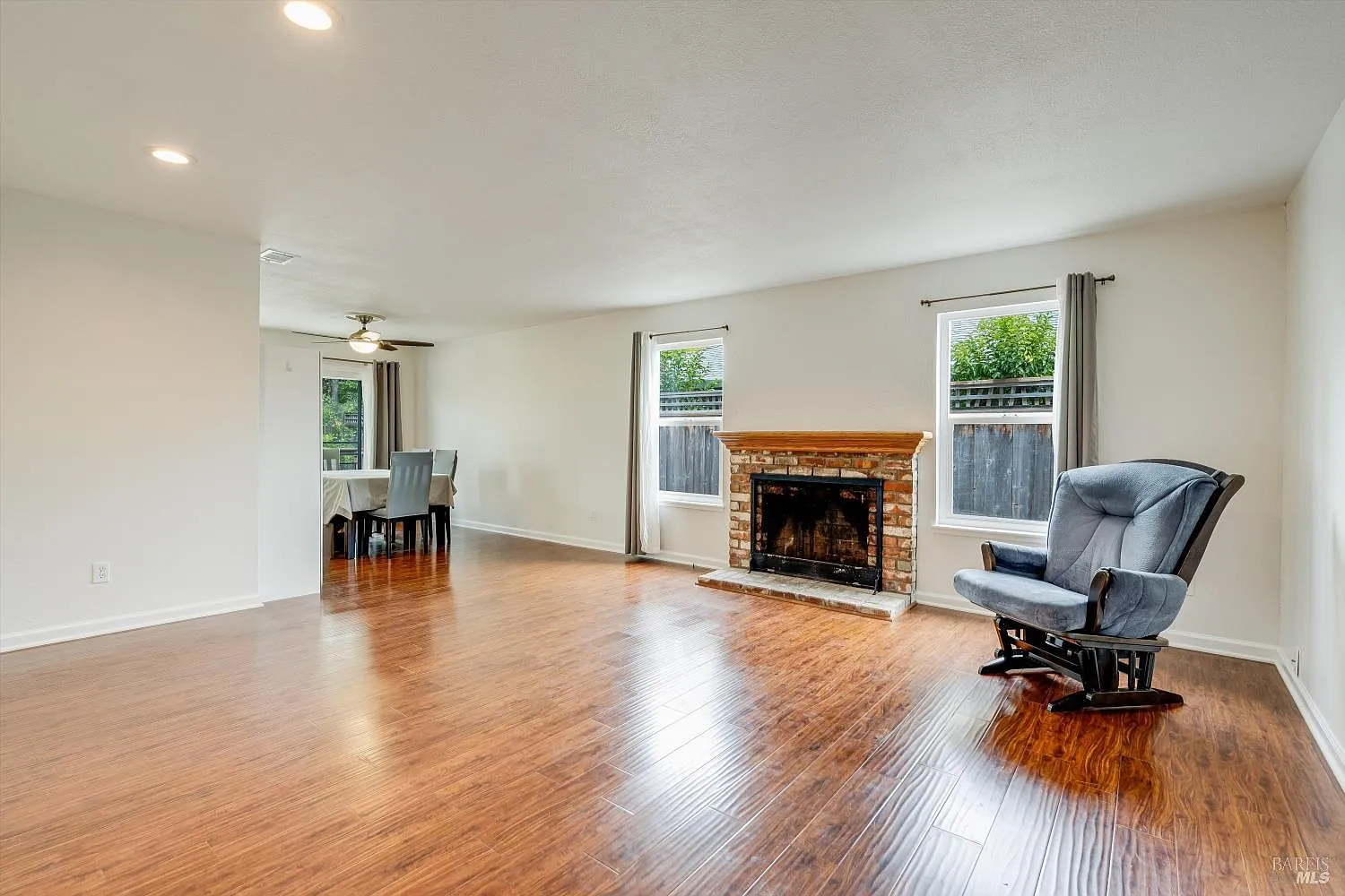 2076 Harrison Street - Photo 6