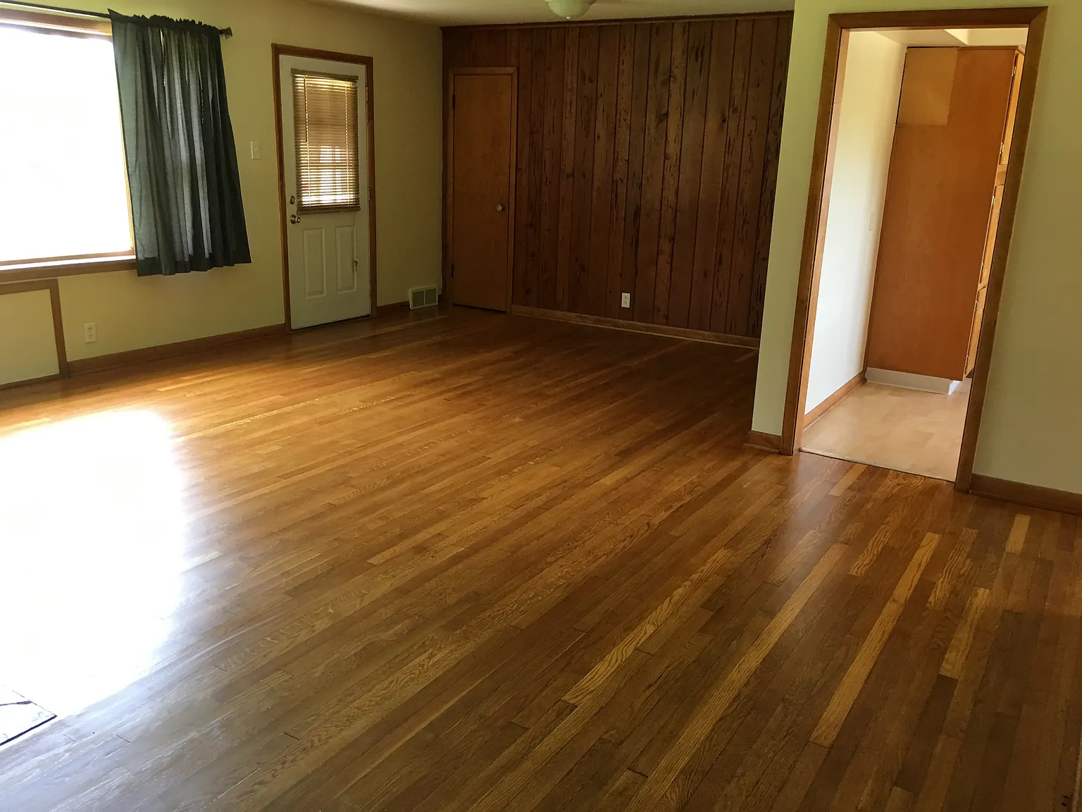 2 bed, 1.5 bath, 1088 sqft, $1,450 — Photo 4