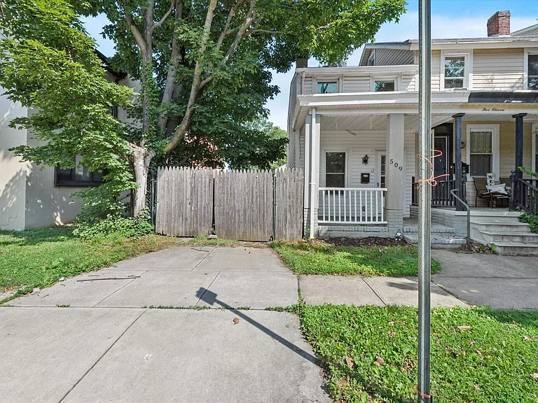 509 E Barnard St — Photo 10