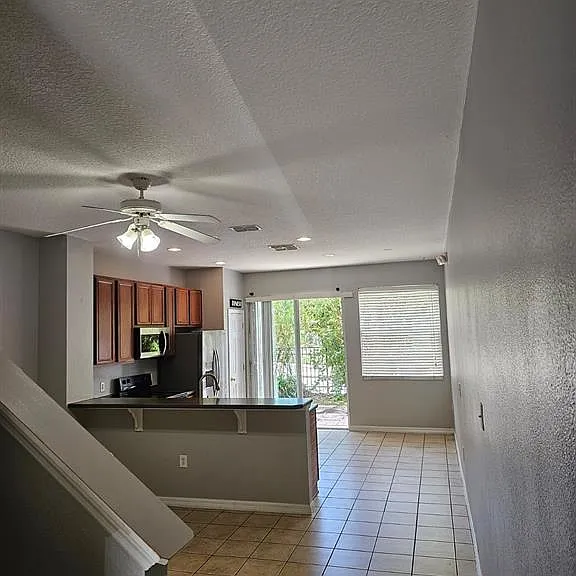 5116 Dominica Dr — Photo 2