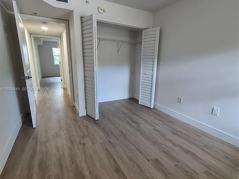 771 N Pine Island Rd #106 — Photo 26