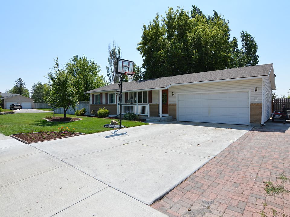 1st image of 2295 Westcliff Dr