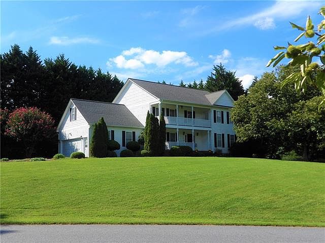 1st image of 119 Springwood Dr NE