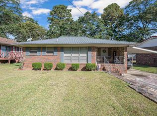 124 W Crest Rd, Bessemer, AL 35023