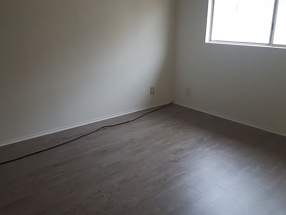 3rd image of 11573 Nebraska Ave #2