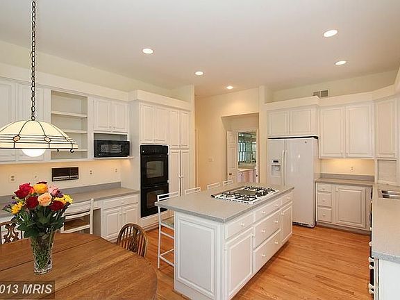 4th image of 9726 Beman Woods Way
