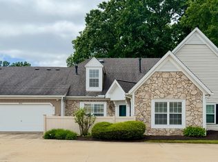 402 Cutler Ln, Hudson, OH 44236