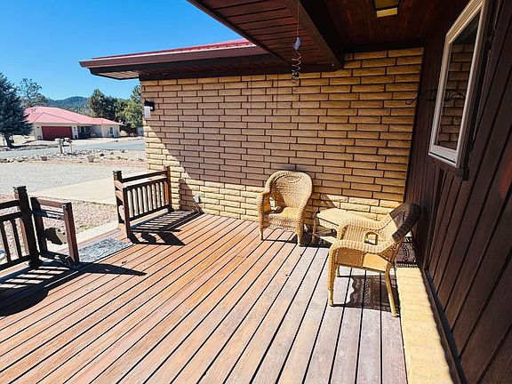 2nd image of 142 N Eagle Dr