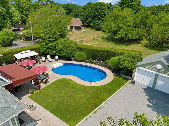 4th image of 117 Ponquogue Ave