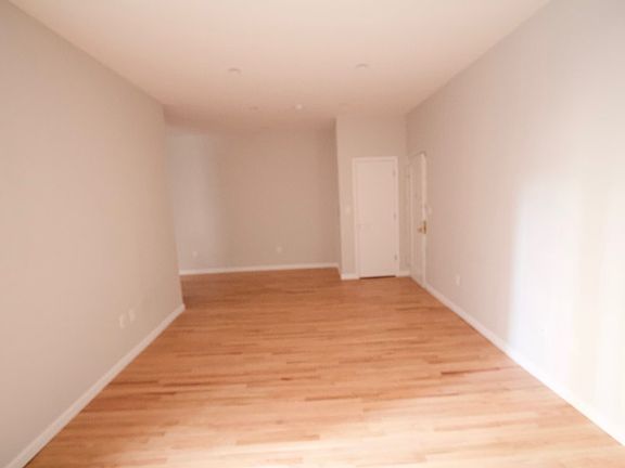 2nd image of 3780 Bronx Blvd APT 1H