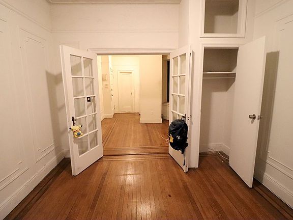 4th image of 73 E 7th St APT 6D