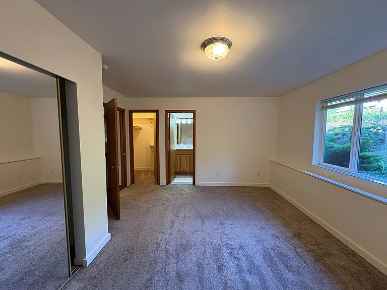658 Fox Dr — Photo 14