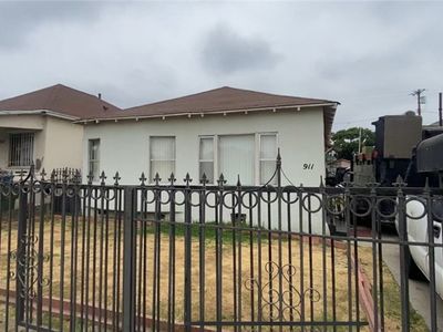 911 E 55th St, Los Angeles, CA, 90011