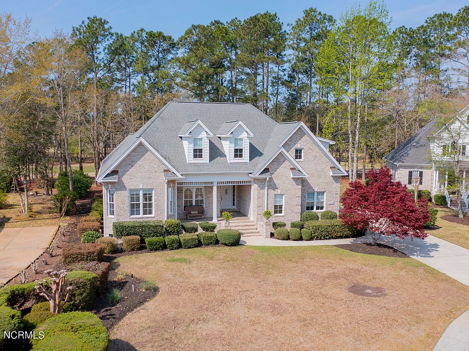 1st image of 1112 Liliflora Ln