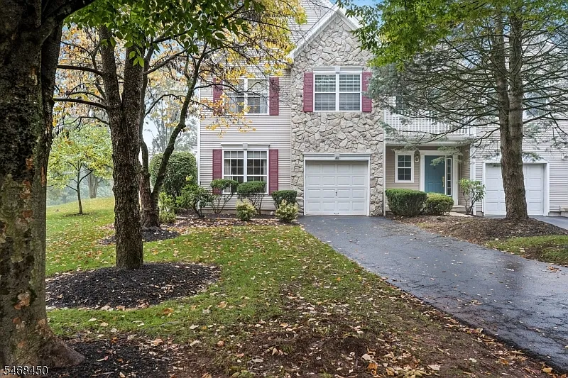3 bed, 3.5 bath, $4,600 — Photo 1