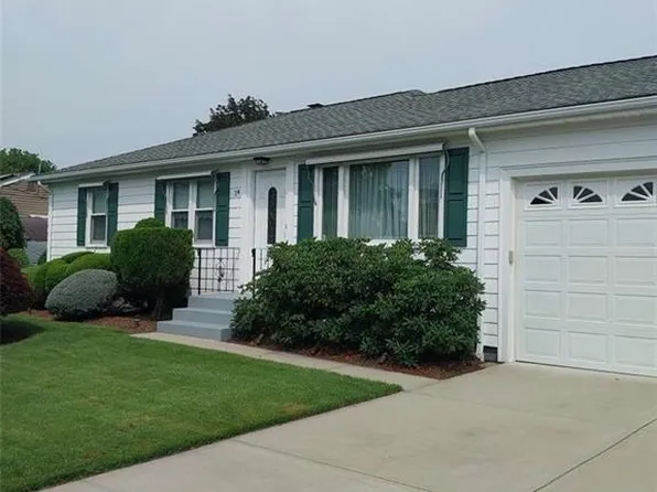 19 Chandler St, North Providence, RI 02911