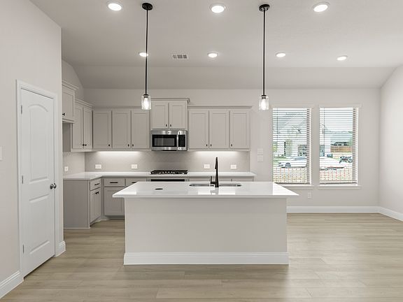 1436 Bramante - Kitchen