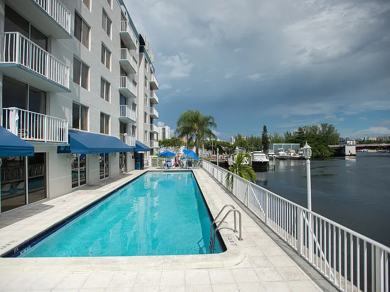 1740 NW North River Dr #523 — Photo 13