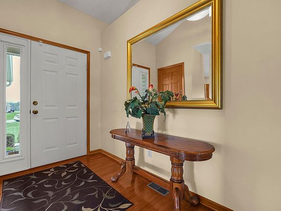 5th image of 28 Gristmill Ct