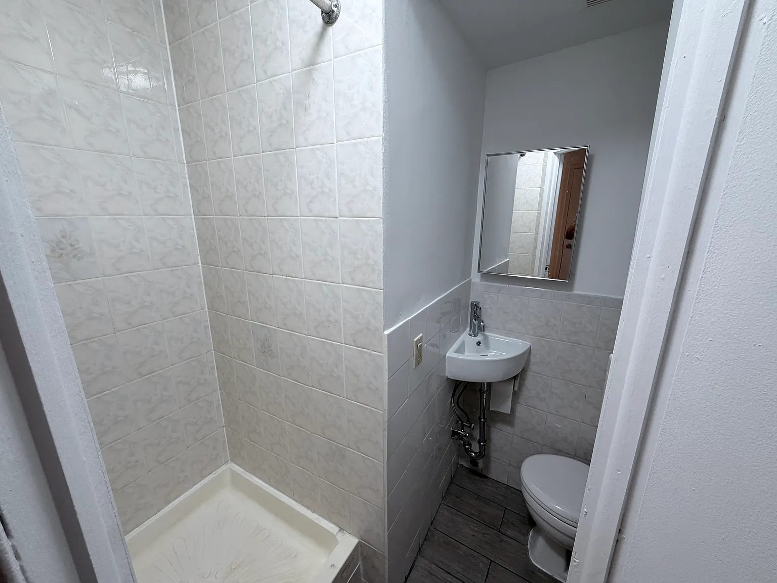 45 Essex Street — Photo 3