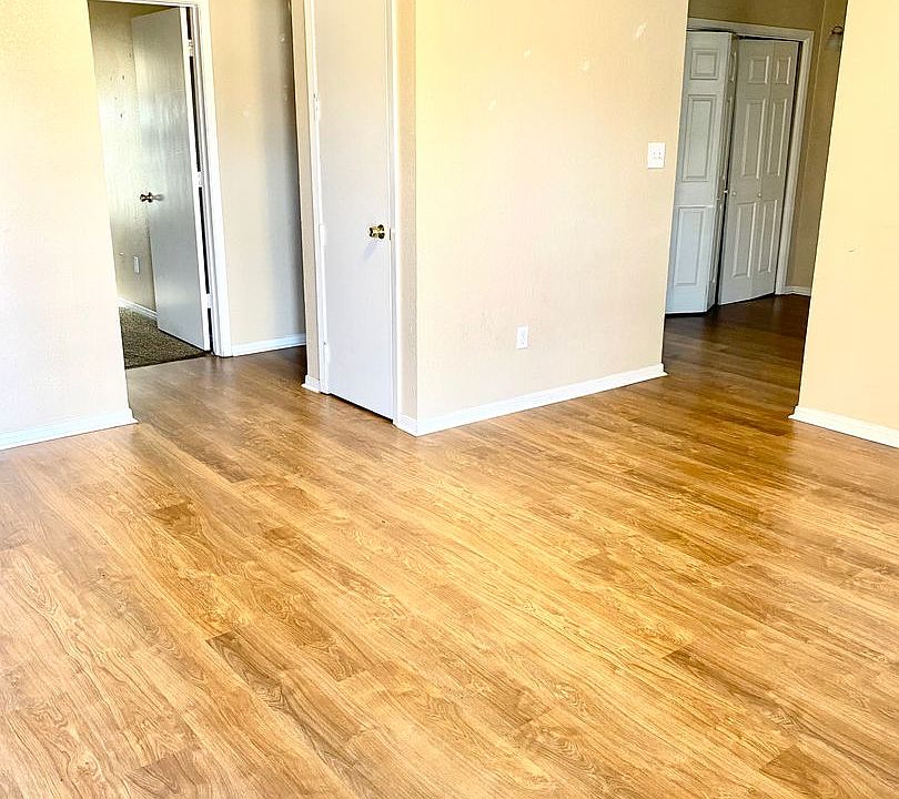 1st image of 2219 Misty Dr
