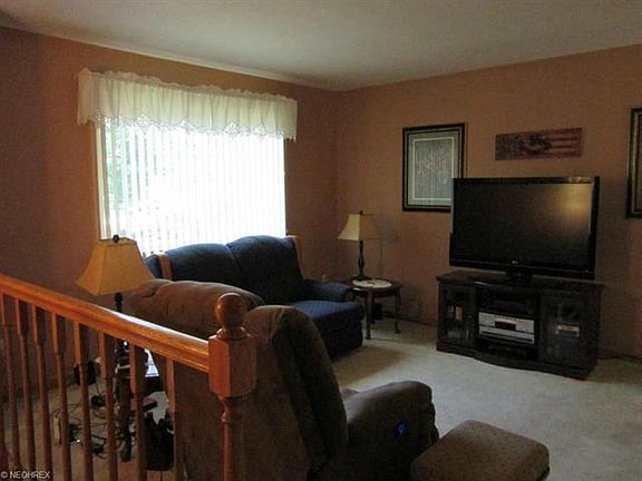 5th image of 351 Ken Ct
