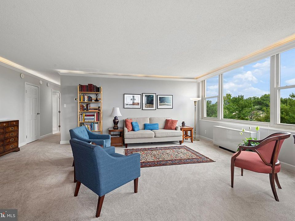 1st image of 4401 Roland Ave Unit 415