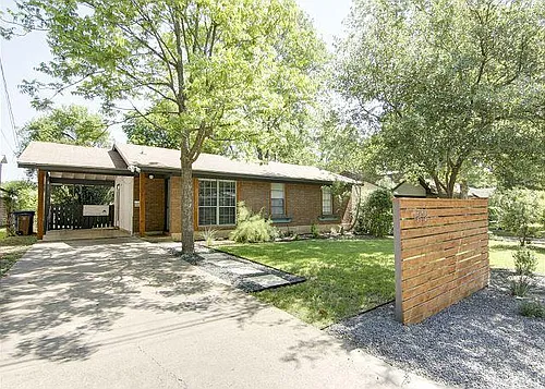 1818 Dywer Ave Photo 1
