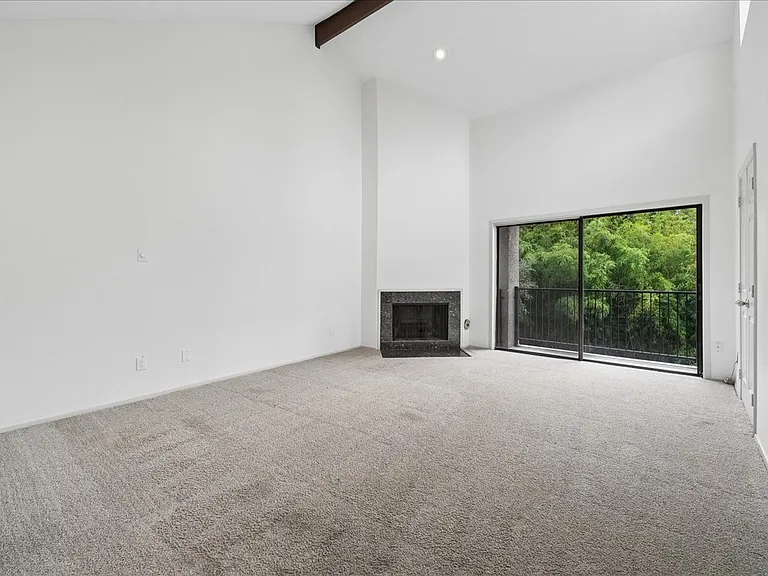 3618 Gillespie St #108 — Photo 11