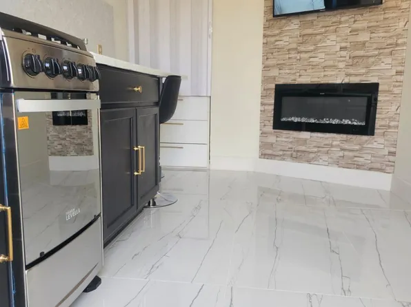 985 W 67th St #1, Hialeah, FL 33012