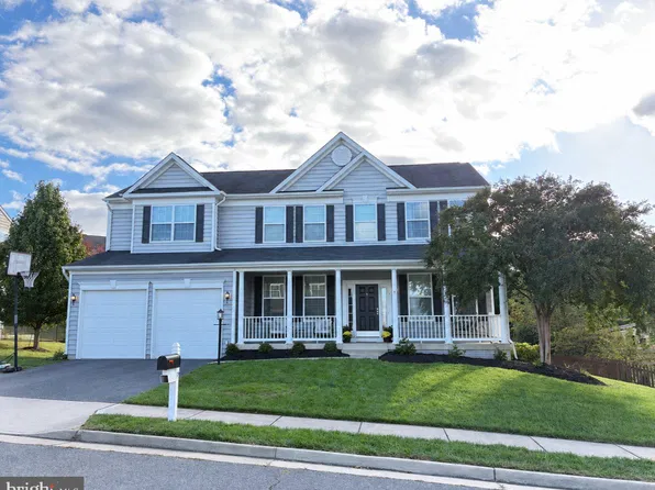 7 Woodford Dr, Fredericksburg, VA 22405