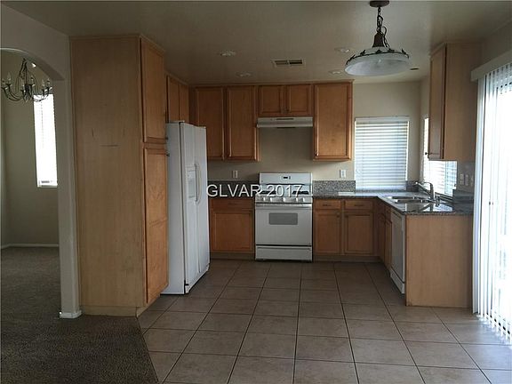 3rd image of 813 Bow Creek Ln
