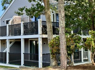 190 Route 6a APT 3A, Orleans, MA 02653
