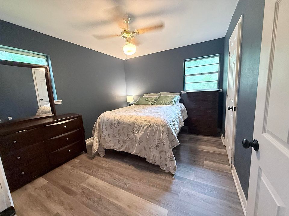 1st image of 1209 Moody Ln