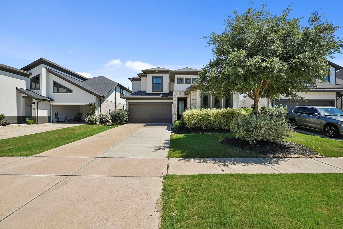 Building Photo - 29015 Laurel Grove Ln