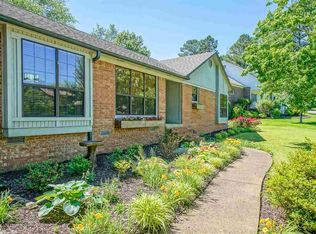 101 Green Meadow Ct, Hot Springs, AR 71901