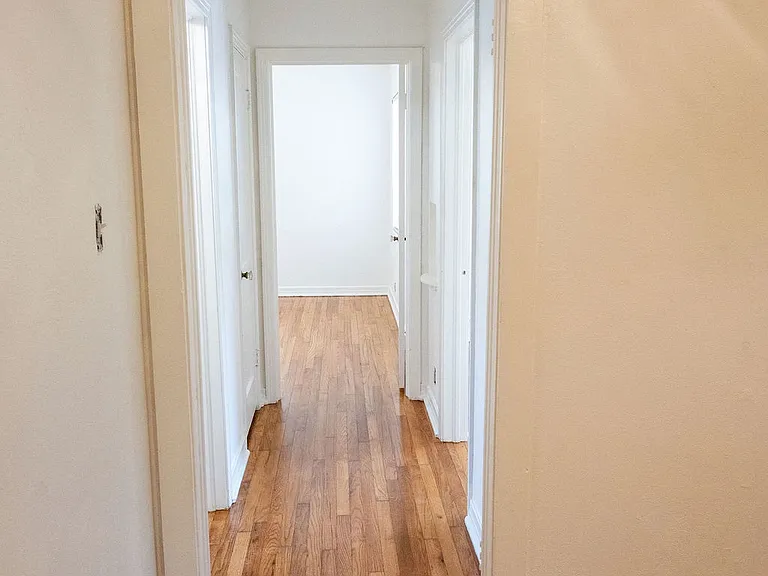 1621 Davis Blvd — Photo 8