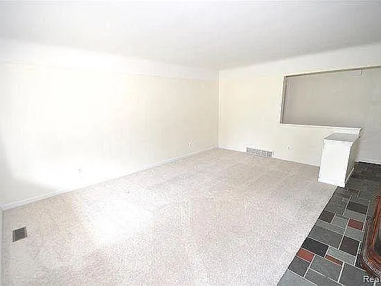 28842 James Dr — Photo 6