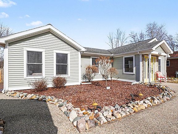 4th image of 6396 Otter Trail Rd
