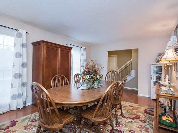 5th image of 10195 Alliston Dr