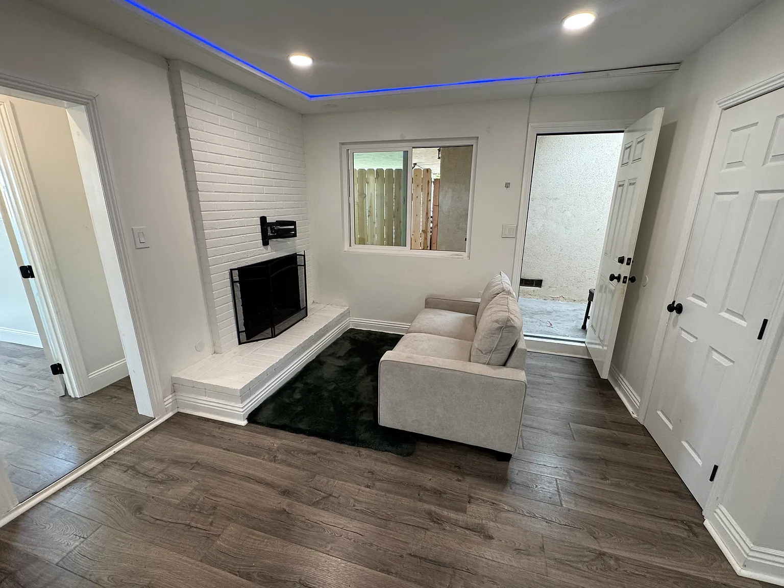 1 bed, 500 sqft, $1,600 — Photo 3