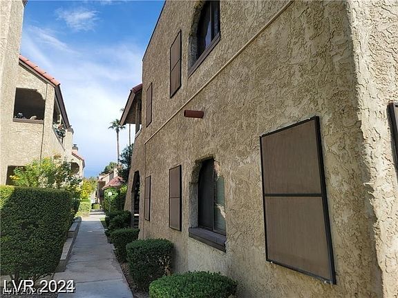 3rd image of 4720 Obannon Dr APT D