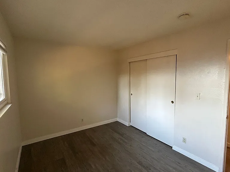 1524 Chestnut Street — Photo 11