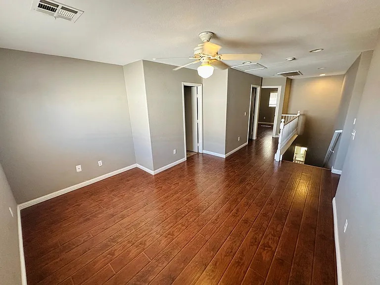 7989 Hilltop Windmill St — Photo 6